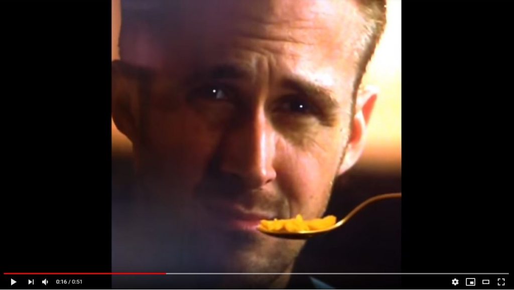 「Ryan Gosling Won’t Eat His Cereal（ライアン・ゴズリングがシリアルを食べない）」