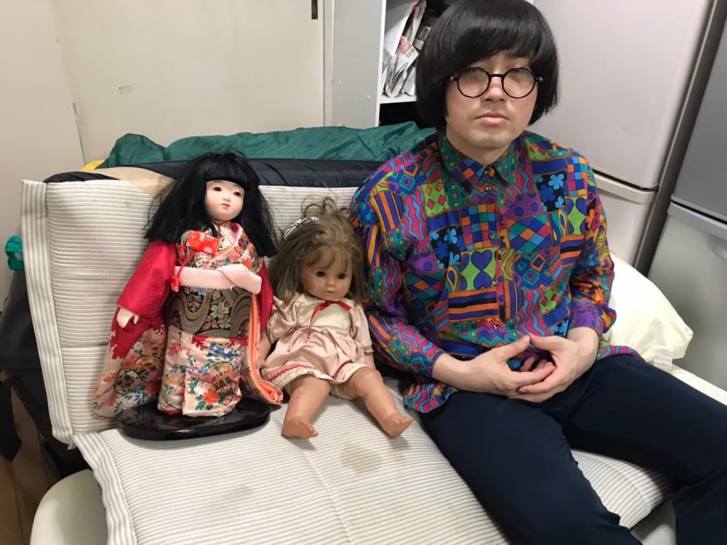 『事故物件 恐い間取り』原作者・松原タニシの自宅　人形たち
